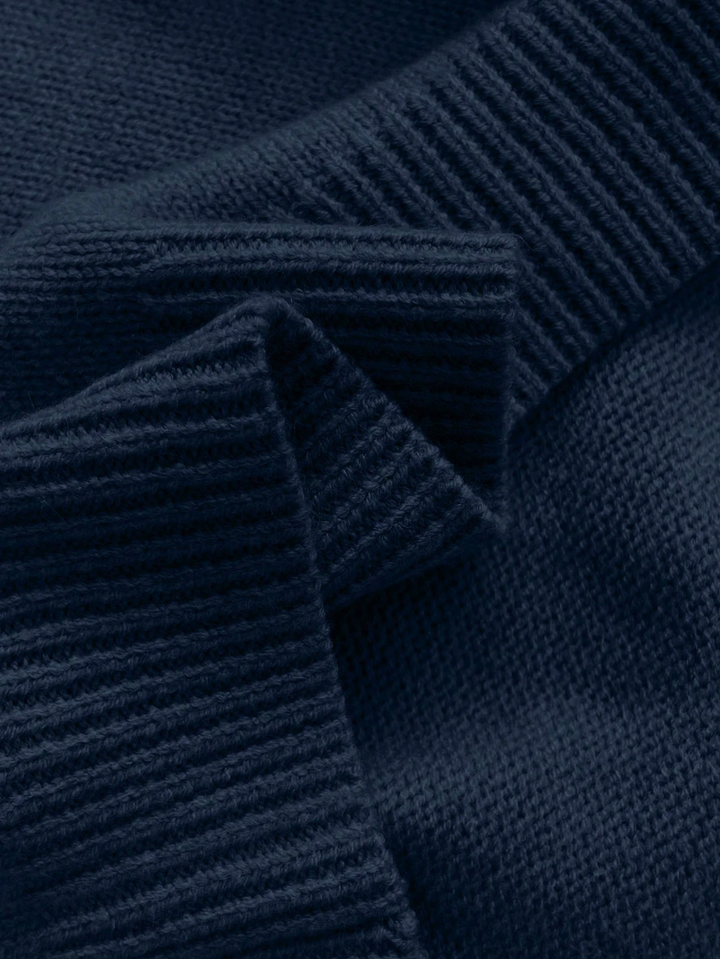 Elira Lace Collar Knit Blouse