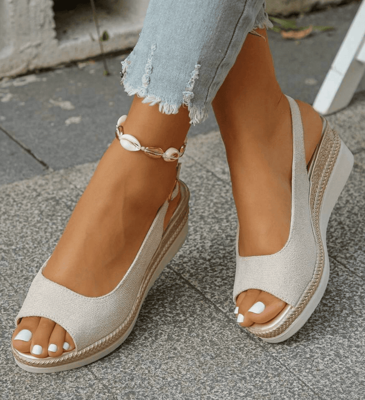 Denaya - Stylish Orthopedic Sandal